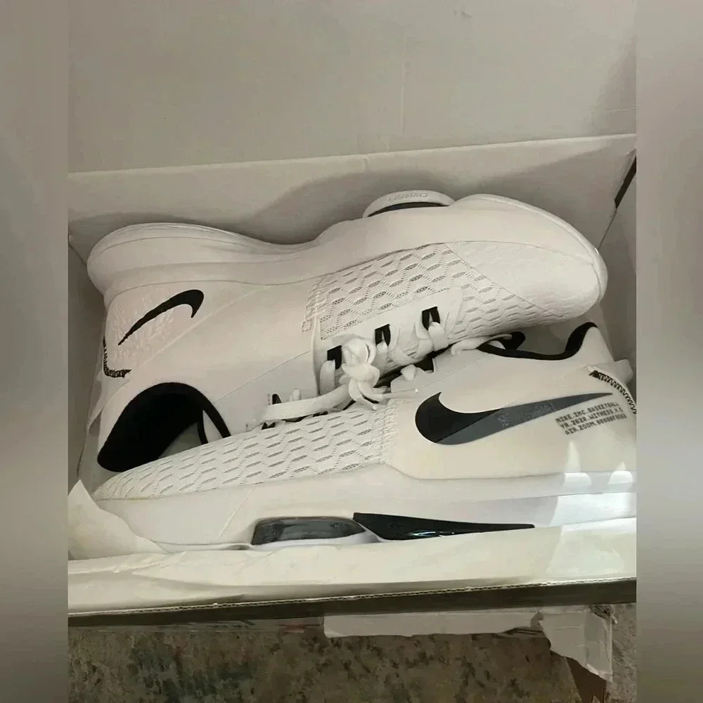 NEW Nike LeBron Witness 5 Air Zoom White Black Mens 11 Womens 12.5 Basketball
